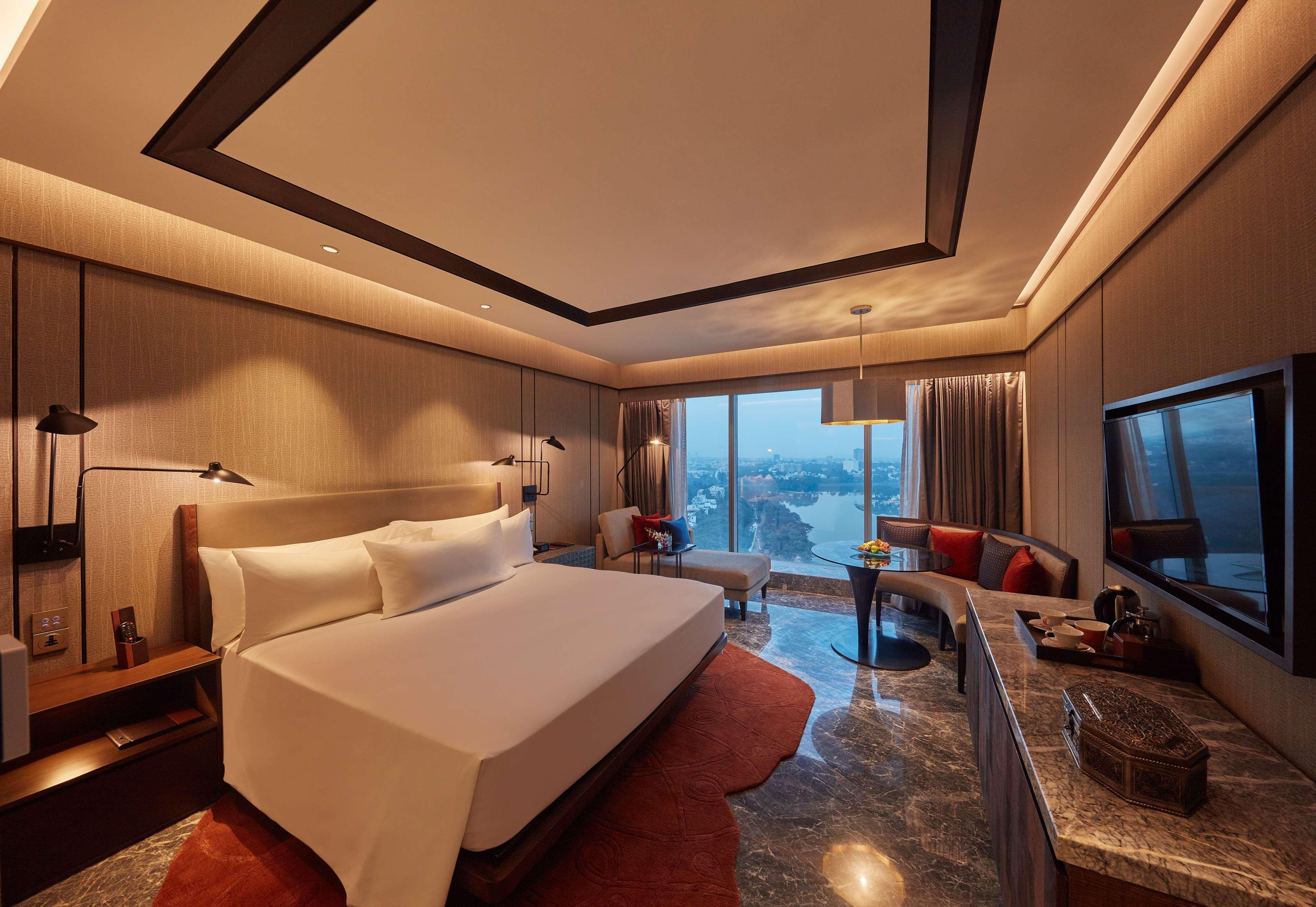 Conrad Bengaluru Hotel Ngoại thất bức ảnh